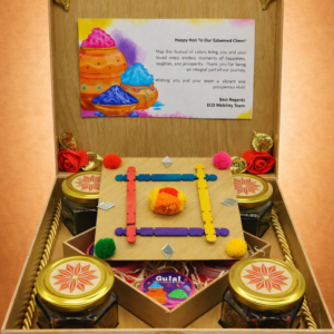 Wooden Box 4 Jars - Holi Hampers